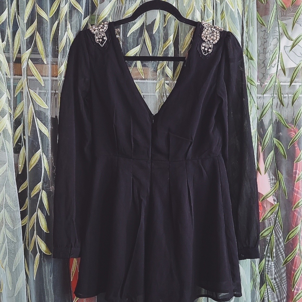 Romper - Picture 2 of 4